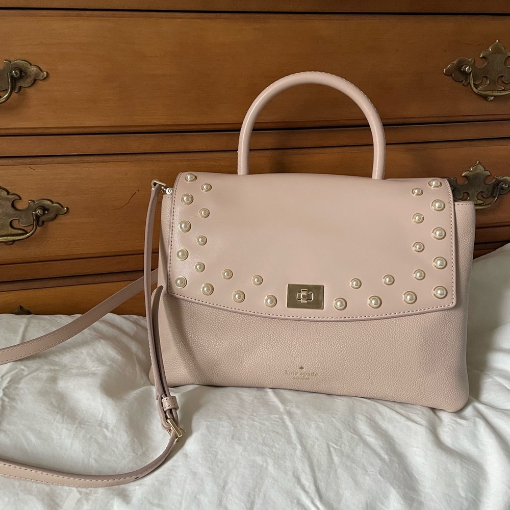 EUC | Kate Spade Dorina Serrano Place Pearl Top Handle Satchel (Warm beige)